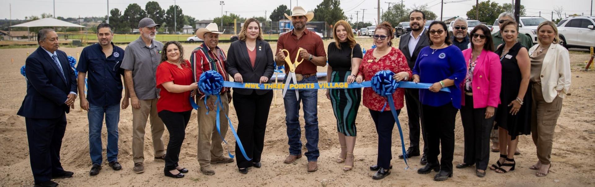 A ribbon cutting takes place in Laredo!