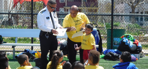 Story_RhodeIslandCopswithHearts1